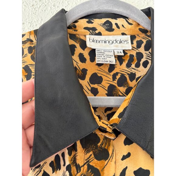 Bloomingdales Womens Silk Cheetah Print Button-Up Shirt Genuine Leather Collar - Picture 10 of 16